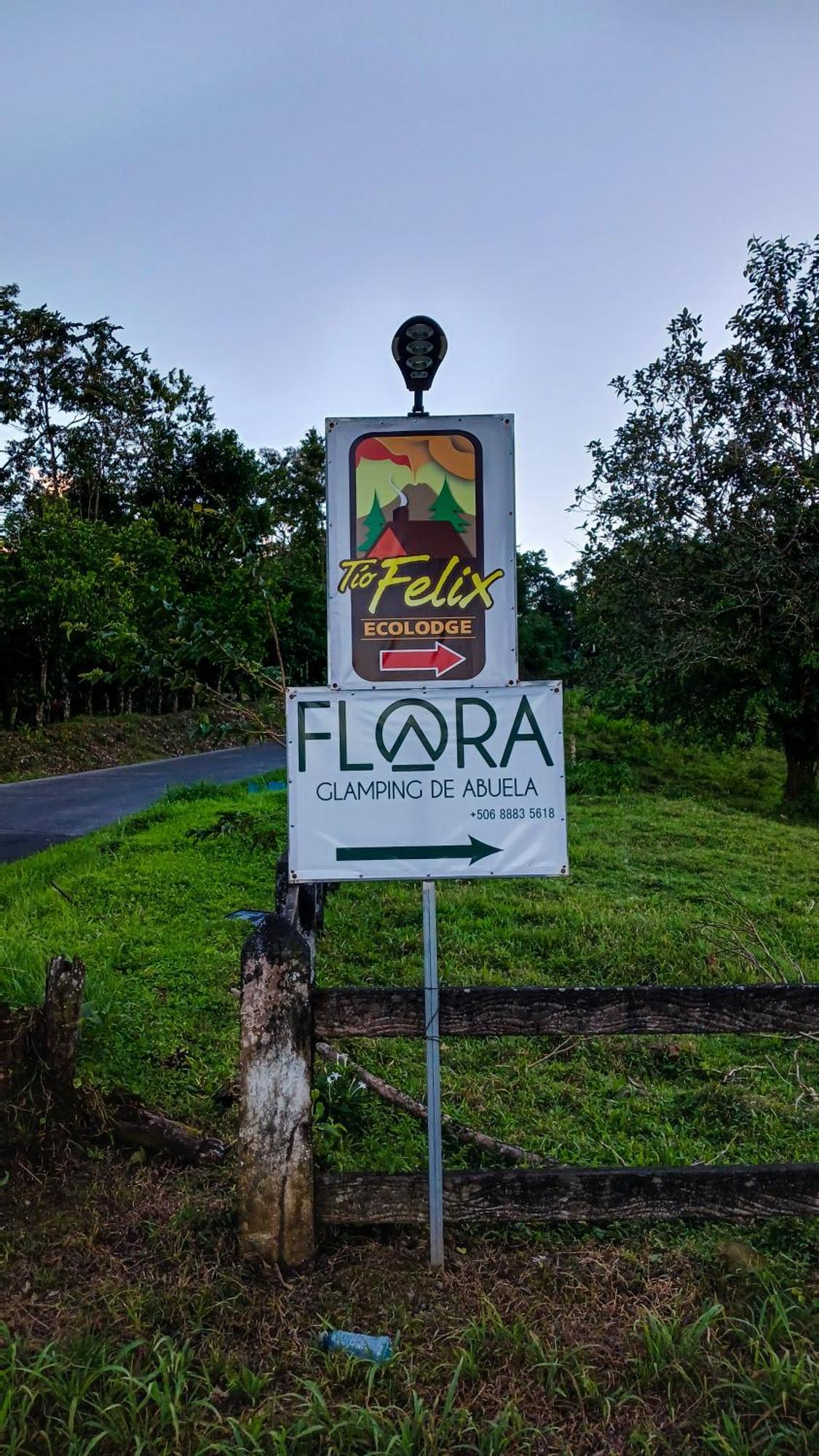 Villa Flora Glamping De Abuela La Fortuna Exterior foto