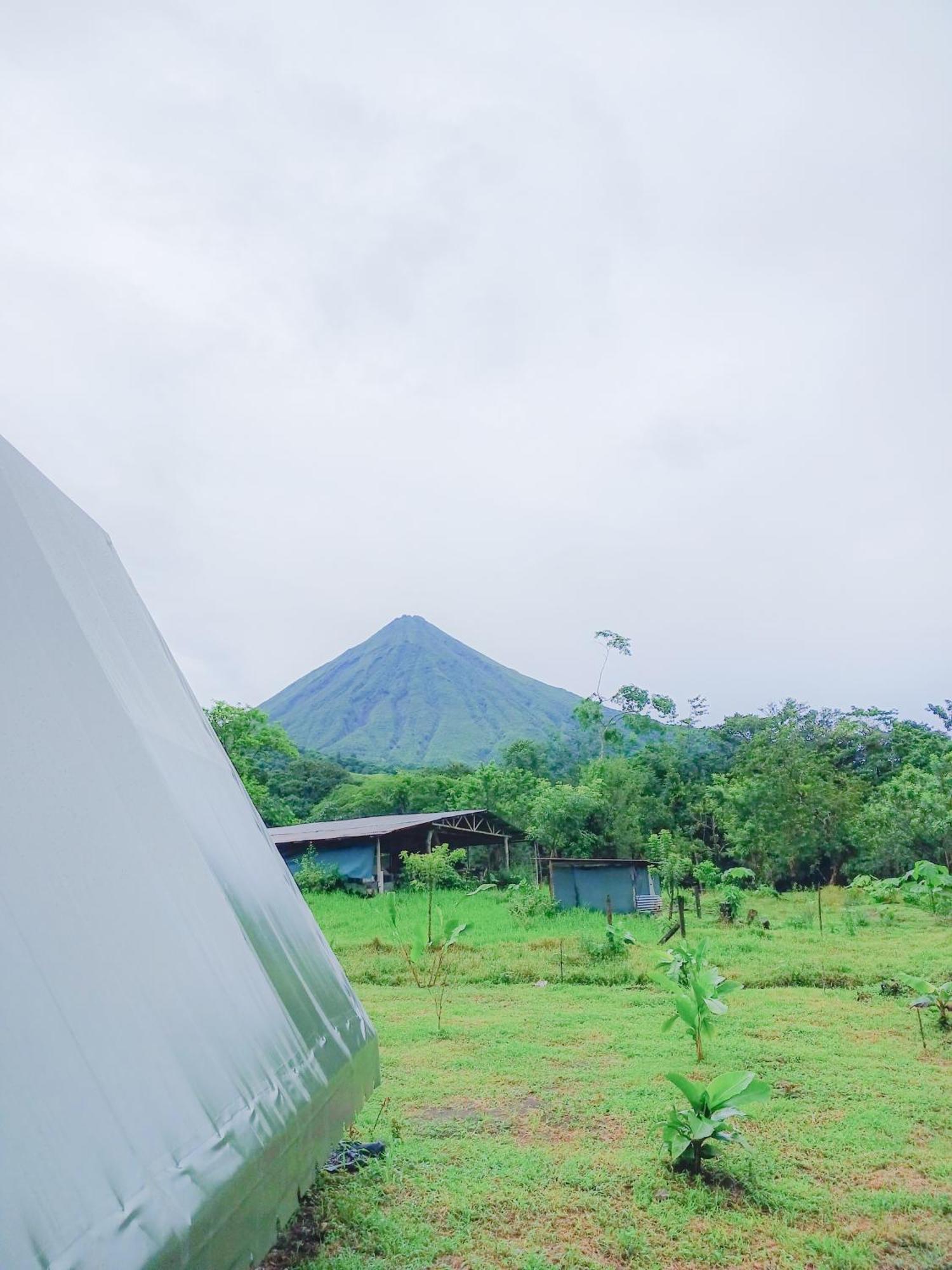 Villa Flora Glamping De Abuela La Fortuna Exterior foto